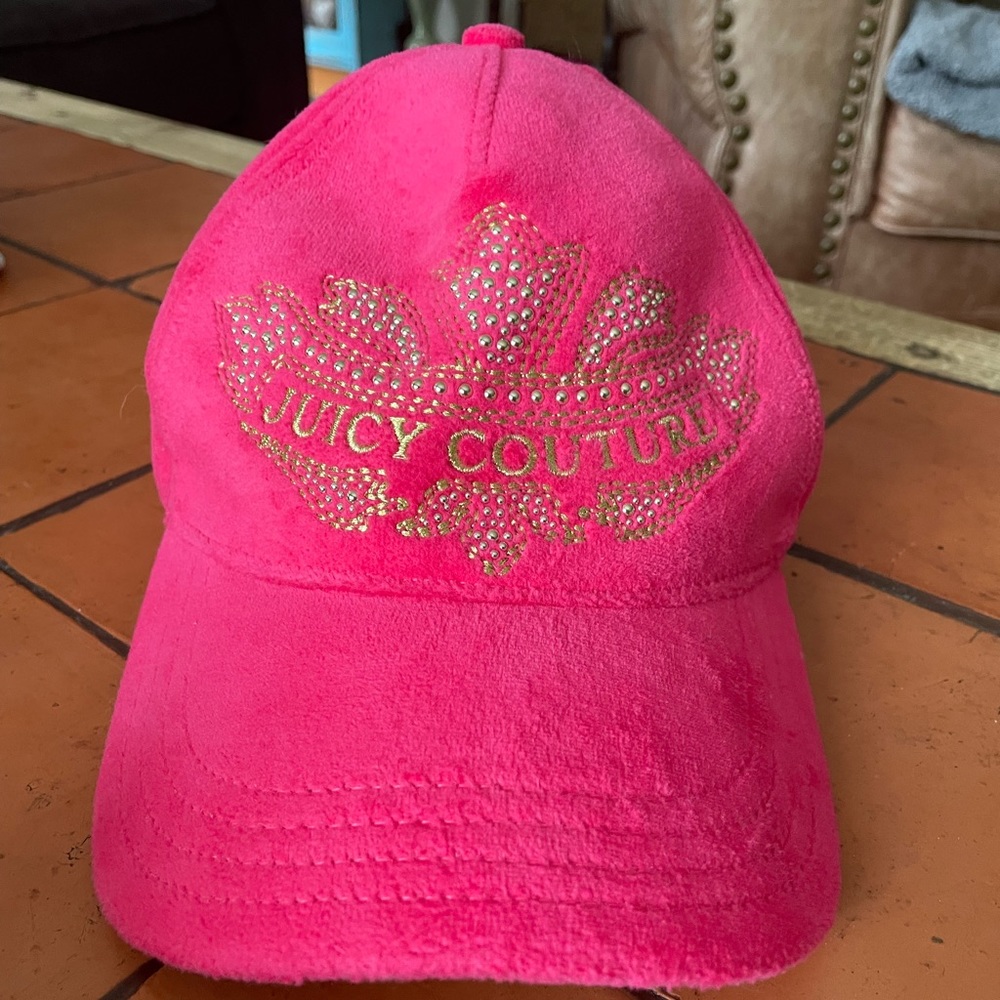 Juicy new with tags baseball cap coral color